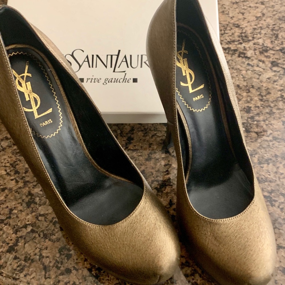 YSL Metallic LEATHER TRIBTOO 105 PUMPS PLATFORM